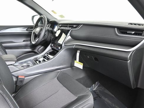 New 2026 Jeep Grand Cherokee Laredo X image 14