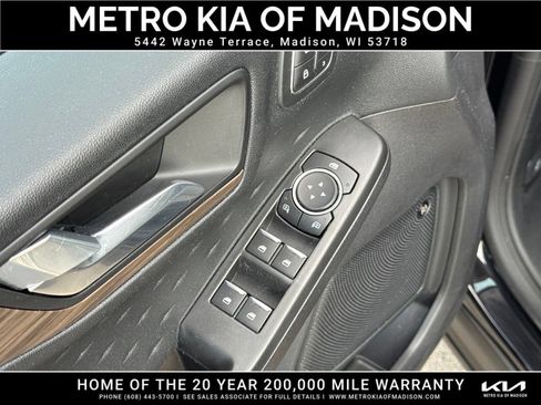 Used 2020 Ford Escape Titanium AWD/4WD image 12