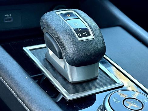 Used 2024 Mitsubishi Outlander ES FWD image 18