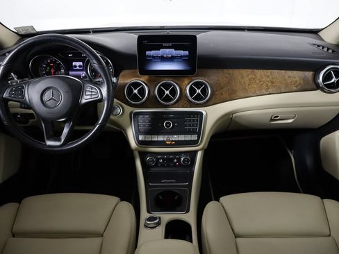 Used 2020 Mercedes-Benz GLA 250 4MATIC image 13