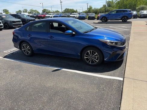 Certified 2024 Kia Forte LXS w/ LXS Technology Package FWD image 9