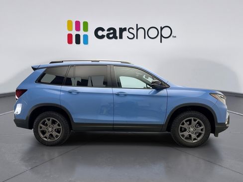 Used 2024 Honda Passport TrailSport image 6