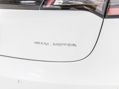 Used 2020 Tesla Model 3 Long Range image 4