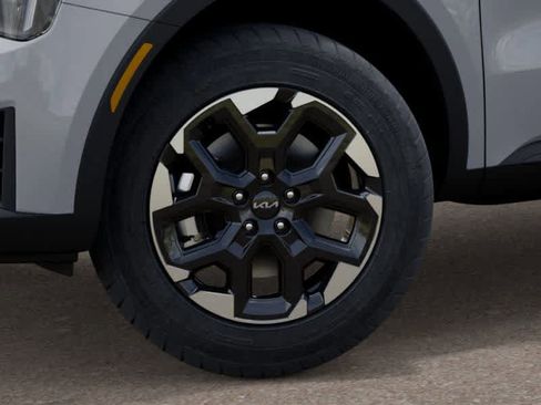 New 2026 Kia Sorento S image 9
