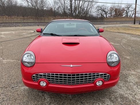 Used 2002 Ford Thunderbird Deluxe image 5