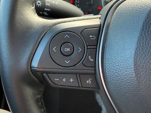 Certified 2022 Toyota Corolla SE w/ Carpet Mat Package (TMS) image 17