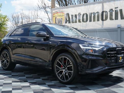 Used 2021 Audi Q8 Premium Plus w/ Premium Plus Package AWD/4WD image 3