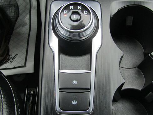 Used 2025 Ford Escape SE w/ PHEV Premium Package FWD image 30