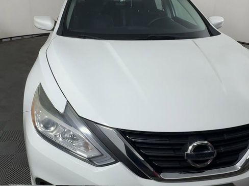 Used 2016 Nissan Altima 2.5 S w/ Power Driver Seat Package image 10