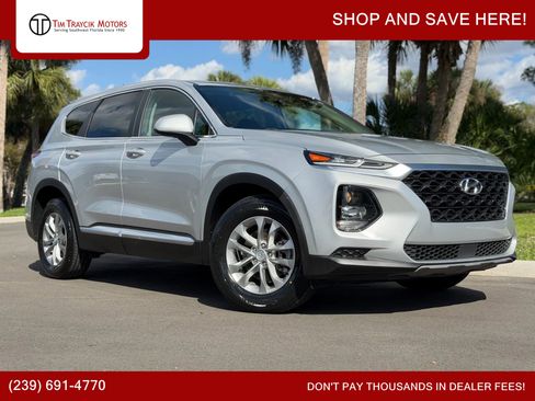 Used 2019 Hyundai Santa Fe SE image 1
