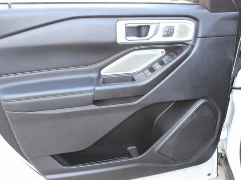 Used 2020 Ford Explorer ST w/ Premium Technology Package image 21