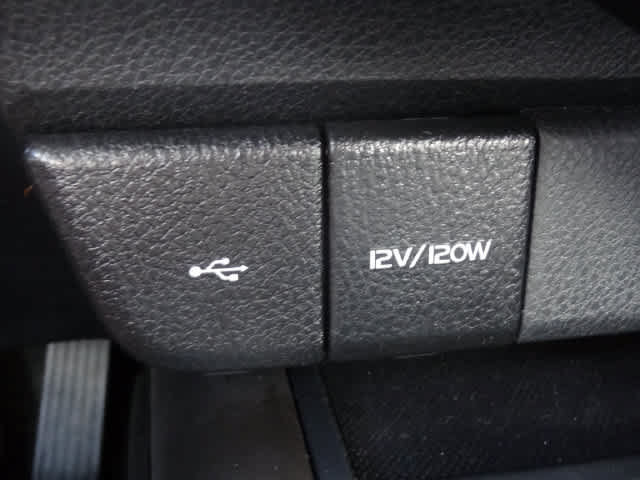 Used 2023 Toyota Camry SE w/ Cold Weather Package FWD image 29