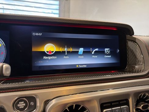 Used 2019 Mercedes-Benz G 550 w/ Exclusive Interior Package image 17