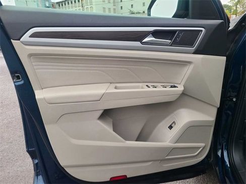 Used 2023 Volkswagen Atlas SE image 15