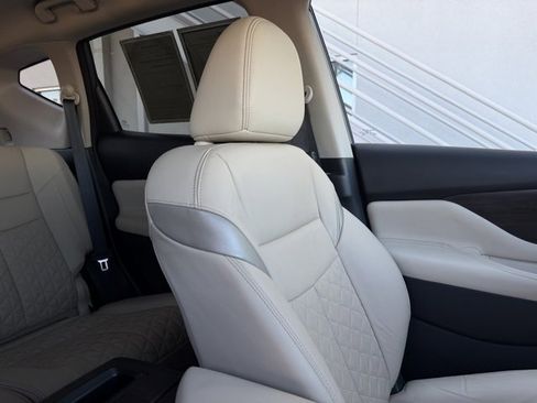 Certified 2023 Nissan Murano Platinum w/ Cargo Package image 27