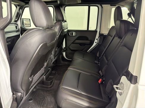 Used 2024 Jeep Wrangler Sahara w/ Safety Group image 17