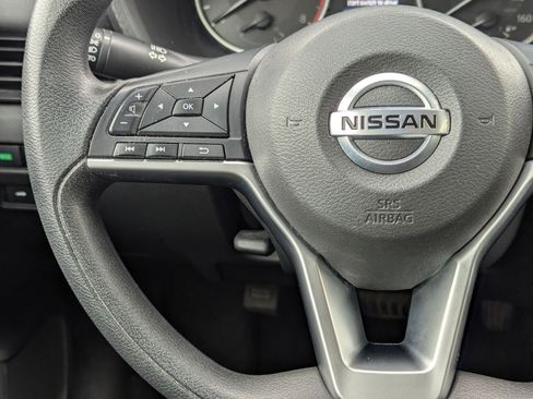 Used 2022 Nissan Sentra S image 21