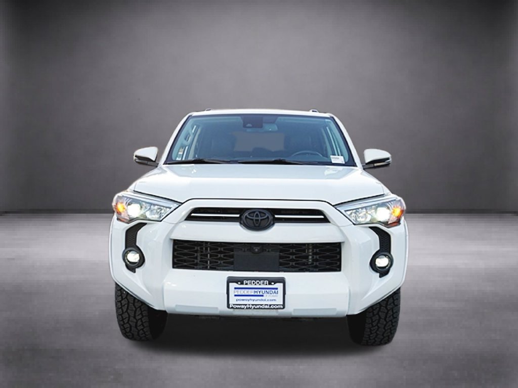 Used 2023 Toyota 4Runner SR5 Premium w/ Moonroof Package RWD image 11