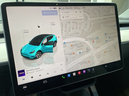 Used 2023 Tesla Model Y Long Range AWD/4WD image 28