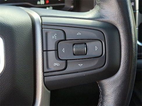 Used 2022 GMC Yukon XL Denali image 24