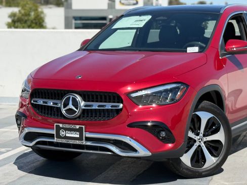New 2026 Mercedes-Benz GLA 250 image 3