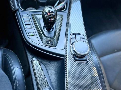 Used 2016 BMW M4 Coupe image 15