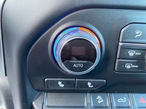 Used 2022 Chevrolet Silverado 1500 LT Trail Boss image 14