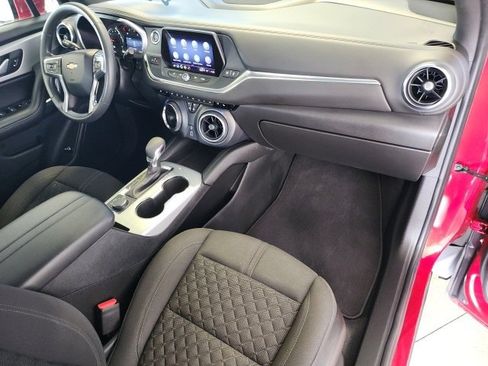 Used 2022 Chevrolet Blazer LT image 18