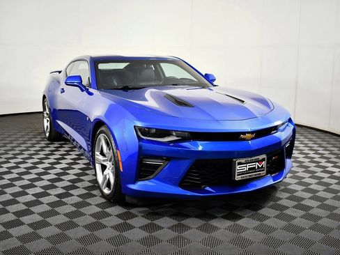 Used 2018 Chevrolet Camaro SS image 5