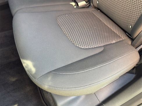 Used 2024 Kia Sportage LX image 27