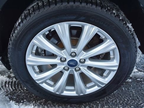 Used 2019 Ford Escape SEL image 49