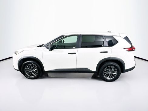 Used 2024 Nissan Rogue S FWD image 4