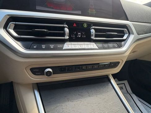 Used 2021 BMW 430i Coupe w/ Convenience Package image 24