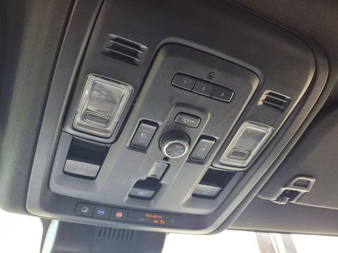 Used 2023 GMC Yukon AT4 w/ AT4 Premium Package AWD/4WD image 22
