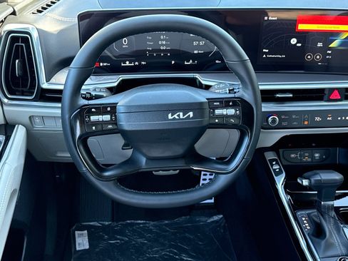 New 2026 Kia Sorento SX image 15