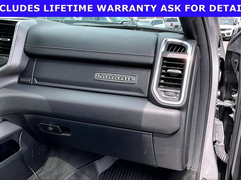 Used 2022 RAM 1500 Laramie AWD/4WD image 13