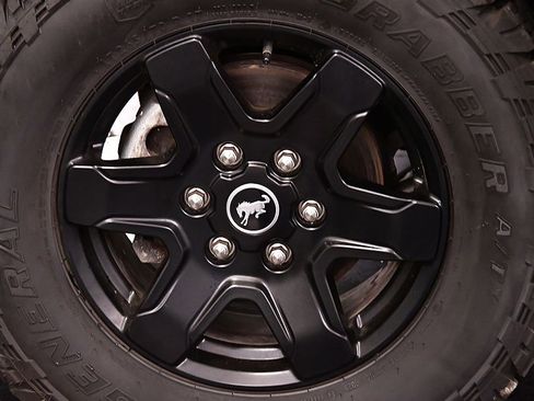 Used 2025 Ford Bronco Big Bend AWD/4WD image 11