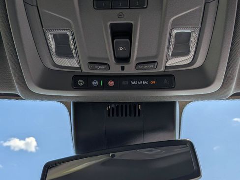 New 2026 GMC Sierra 2500 SLE w/ SLE Value Package; AWD/4WD image 19