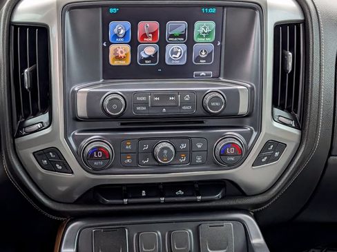 Used 2018 Chevrolet Silverado 1500 LTZ w/ Max Trailering Package AWD/4WD image 16
