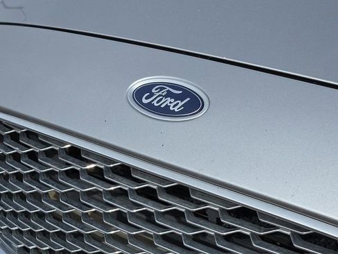 Used 2020 Ford Fusion Titanium image 4