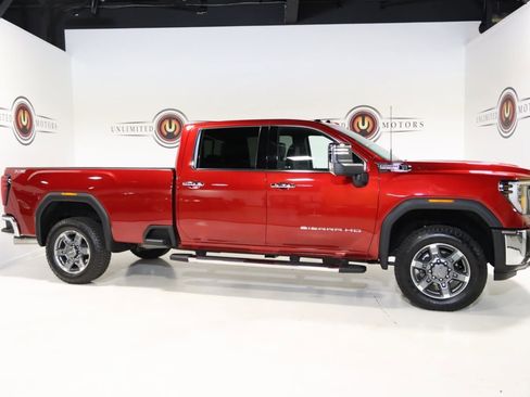 Used 2025 GMC Sierra 3500 SLT w/ SLT Premium Package image 42