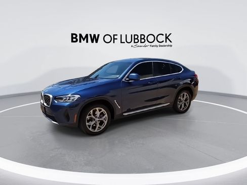 Used 2023 BMW X4 xDrive30i AWD/4WD image 4