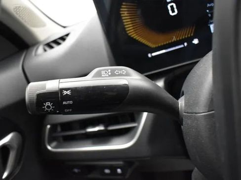 Used 2025 Kia K4 FWD image 24
