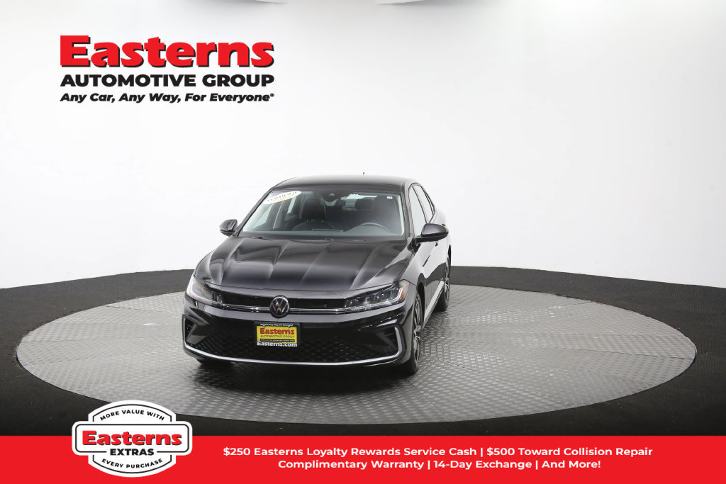 Used 2025 Volkswagen Jetta SE FWD image 54