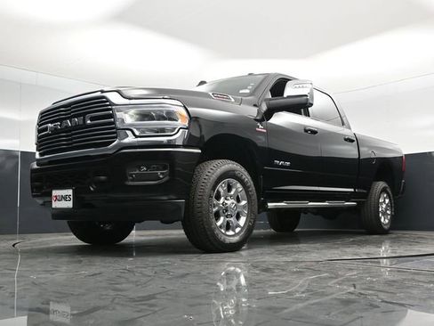 Used 2024 RAM 2500 Laramie w/ Safety Group AWD/4WD image 62