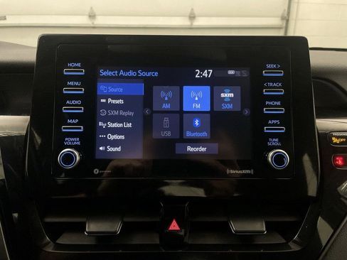 Used 2022 Toyota Camry SE w/ Convenience Package image 7