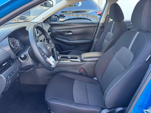Used 2025 Nissan Sentra SV FWD image 24