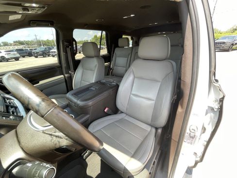 Used 2021 GMC Yukon SLT RWD image 10