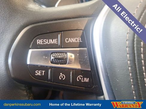 Used 2023 BMW X5 xDrive45e image 12