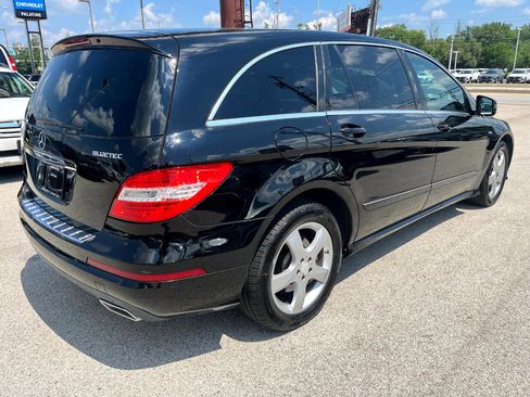 Used 2011 Mercedes-Benz R 350 BlueTEC 4MATIC image 5